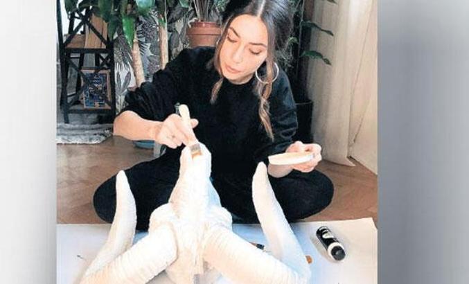 Fulya Zenginer karantinada boş durmuyor!
