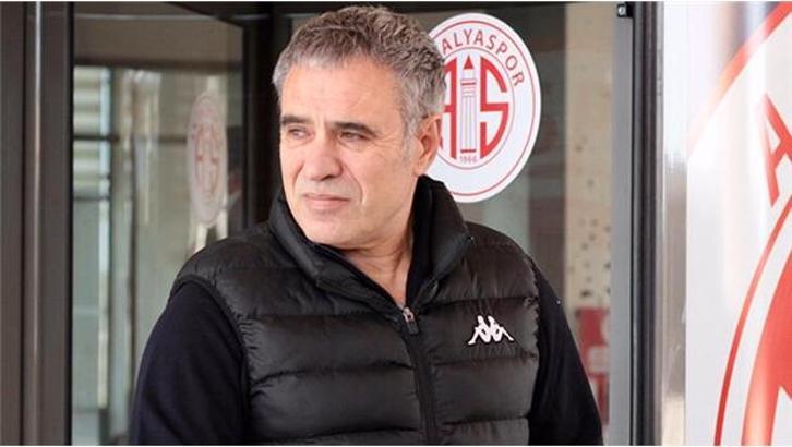 Kariyerinde çalıştığı en özel futbolcuyu açıkladı