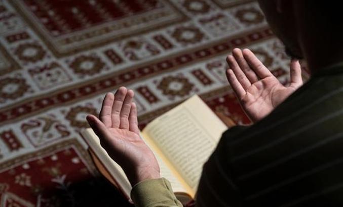 Asr Suresi okumanın fazileti nedir? İşte Asr Suresinin anlamı ve Türkçe Arapça okunuşu!