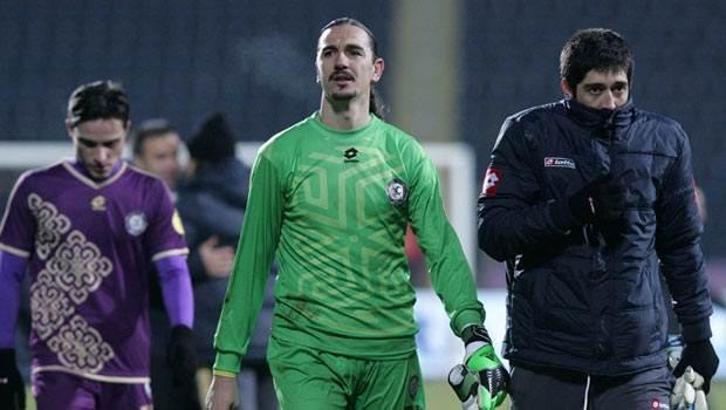 Osmanlıspor'da iki imza