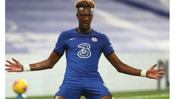 Roma Abraham'ı transfer etti Sörloth...