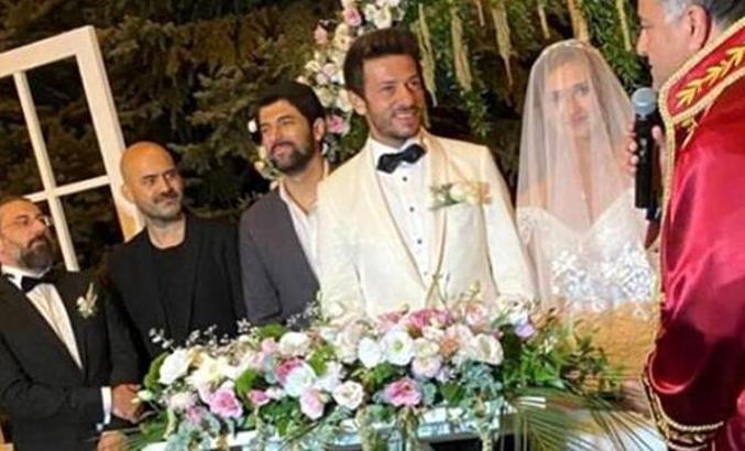 Oya Unustası ile Ahmet Tansu Taşanlar evlendi