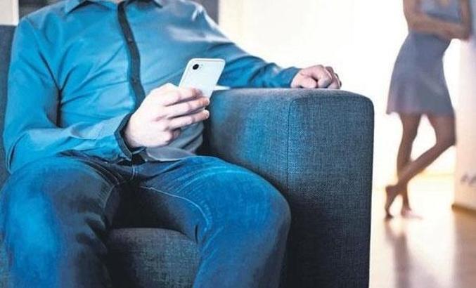 Filmleri aratmayan boşanma davası! Casus program, gizli kameralar...