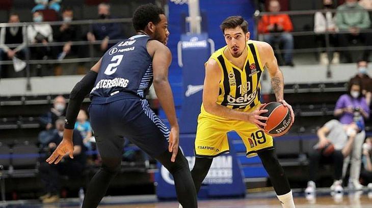 Vesely 32 sayı attı Fenerbahçe Zenit'i deplasmanda devirdi