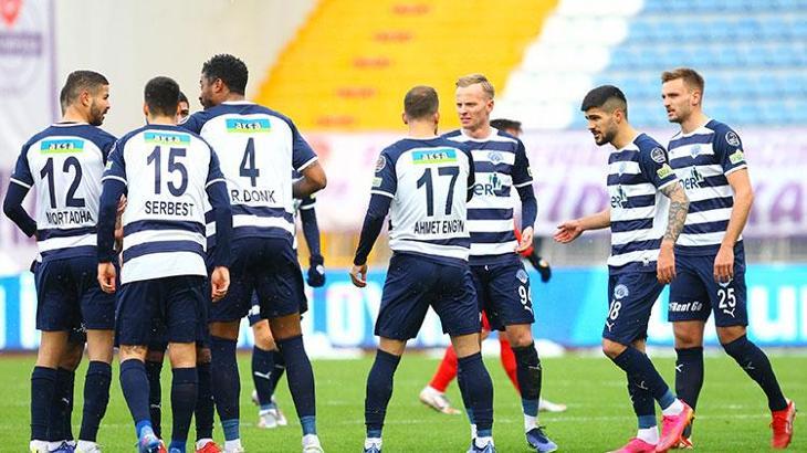 Kasımpaşa 5 haftada 15 puan yaptı