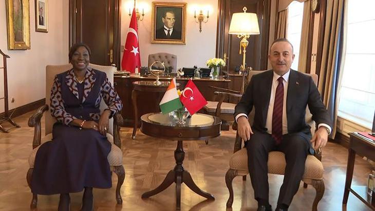 Dışişleri Bakanı Çavuşoğlu: Bugün ya da yarın güzel haberler bekliyoruz