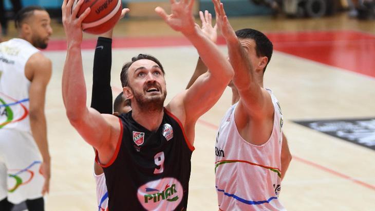 Pınar Karşıyaka'da Semih Erden dönüyor!