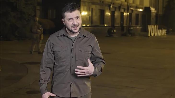 Zelenskiy: Ruslar, zayıf olduğumuz yerlerden saldırabilir