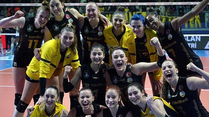 Misli.com Sultanlar Ligi'nde 2021-2022 şampiyonu VakıfBank oldu!