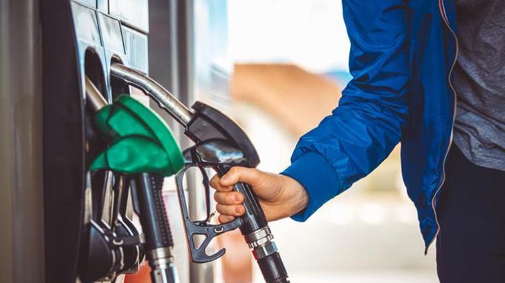 Mazota indirim var mı? Benzin ve motorin ne kadar? Akaryakıta indirim gelecek mi?