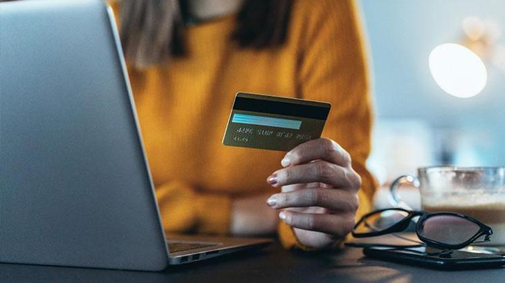 Kredi kartınız tehlikede! 'Efsane Cuma' başladı ama 'yalancı' indirime kanmayın