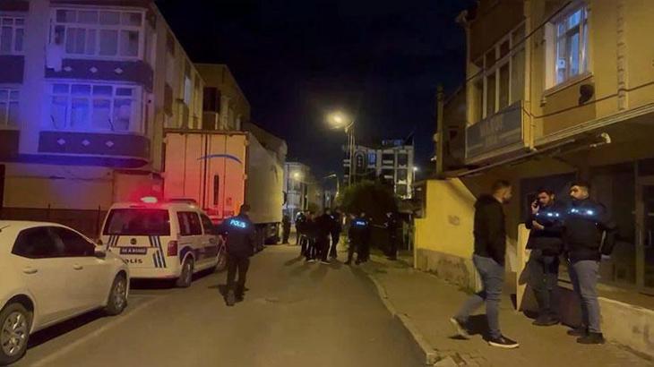 Arnavutköy'de alacak verecek kavgasında kan aktı!