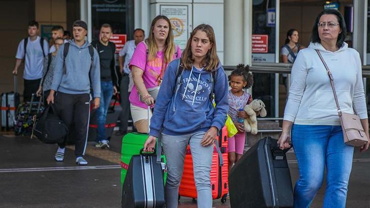 Antalya'ya 4 ayda, 1 milyon 798 bin turist