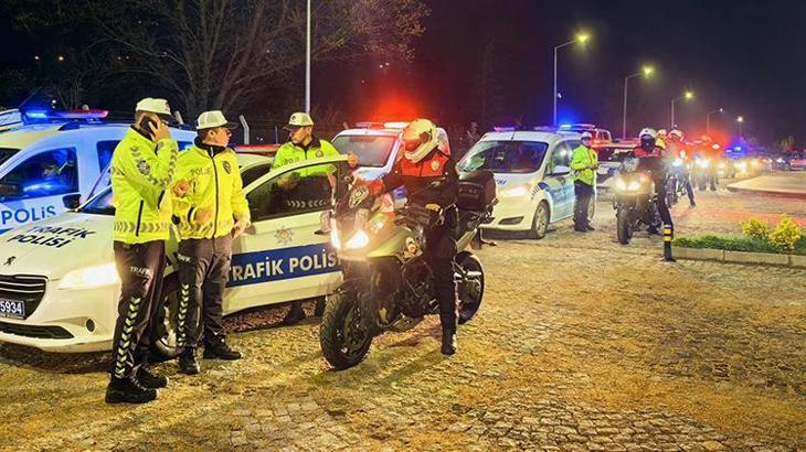 Afyonkarahisar’da kökünü kurutma operasyonu: 112 gözaltı