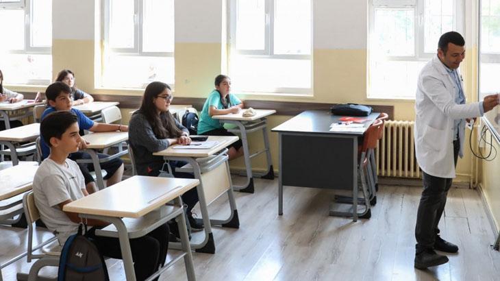 15-19 Mayıs arası okullar tatil mi? 15-19 Mayıs tatili birleşti mi?