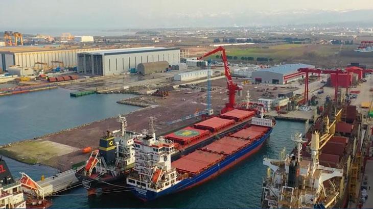 Aynı firmanın yemeğinden yiyen 140 tersane işçisi zehirlendi