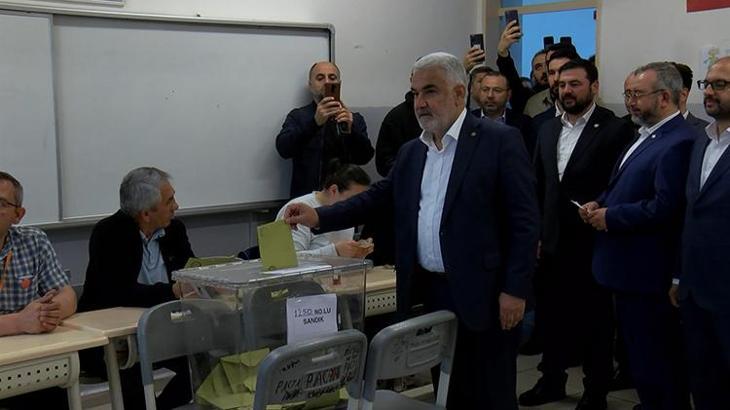 HÜDA PAR Genel Başkanı Yapıcıoğlu oyunu kullandı