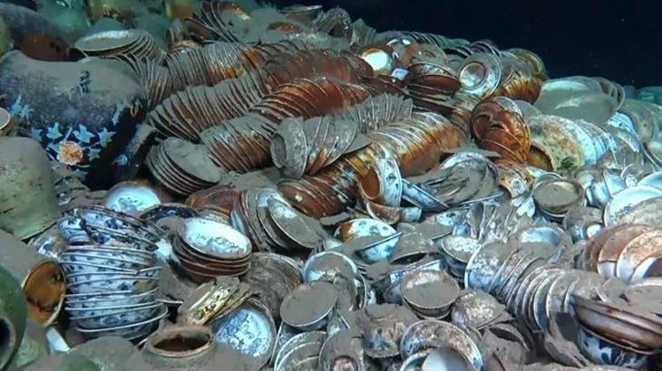 Güney Çin Denizi'nde 2 antik gemi enkazı keşfedildi