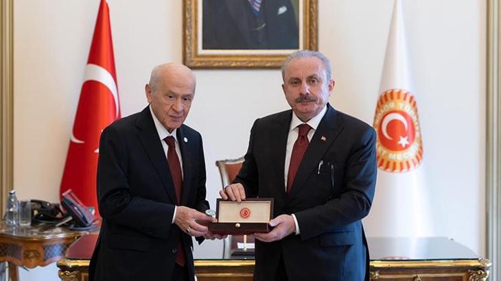 TBMM'de devir teslim dönemi! Bahçeli görevi devraldı