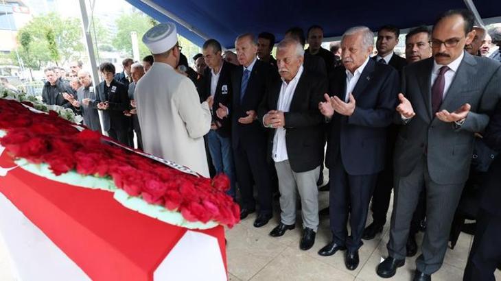 Cumhurbaşkanı Erdoğan, Mehmet Barlas’ın cenaze törenine katıldı