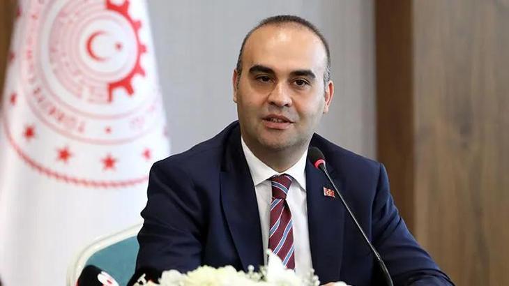 Bakan Kacır: 1,5 yıl içinde Ay’a ilk teması sağlayacağız