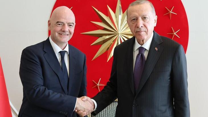 Cumhurbaşkanı Erdoğan, UEFA Başkanı Ceferin ve FIFA Başkanı Infantino ile görüştü