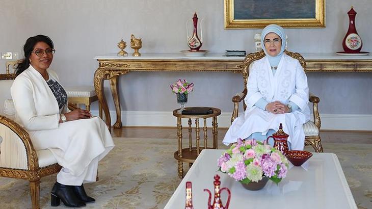 Emine Erdoğan Malcolm X'in kızı İlyasa Şahbaz'la görüştü