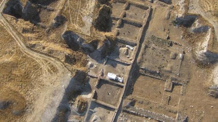 Bakan Ersoy 'UNESCO Dünya Mirası Listesi'ne 20'inci varlığımızı da kaydettirdik' diyerek duyurdu! Gordion Antik Kenti listede...