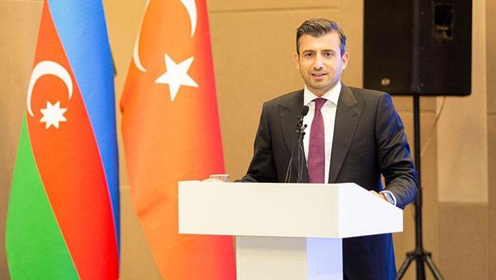 Selçuk Bayraktar'a Azerbaycan'dan madalya