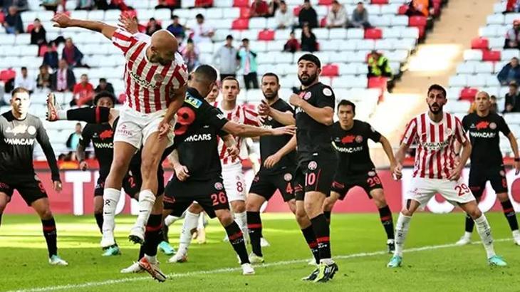 Antalyaspor, Karagümrük'ü 2-1 yendi! Süper Lig'de nefes kesen maç