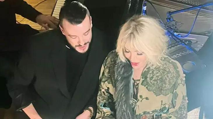 Cem Adrian-Ajda Pekkan düeti geliyor