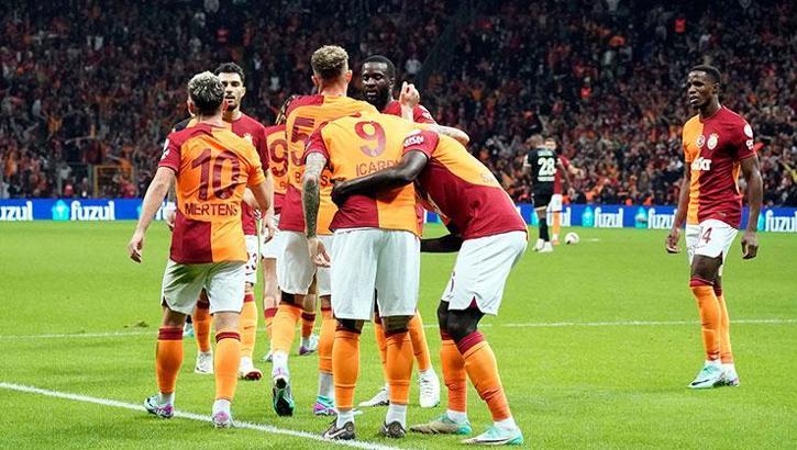 Galatasaray, zirve yürüyüşünü devam ettiyor