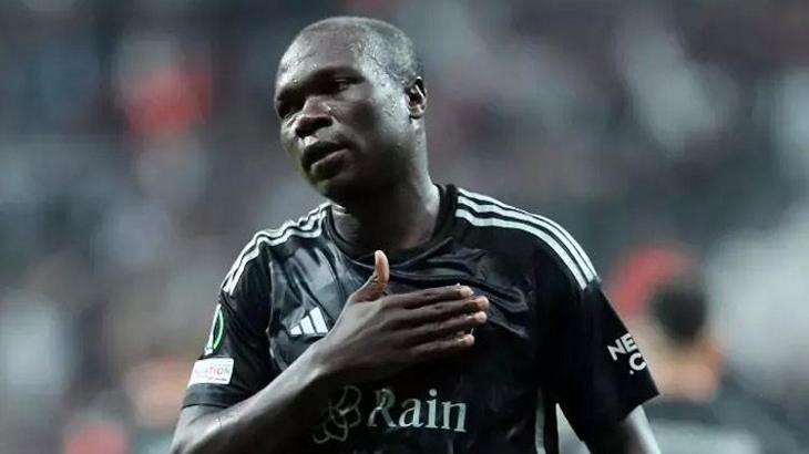 Beşiktaş’ta 10 futbolcu satış listesine yazıldı