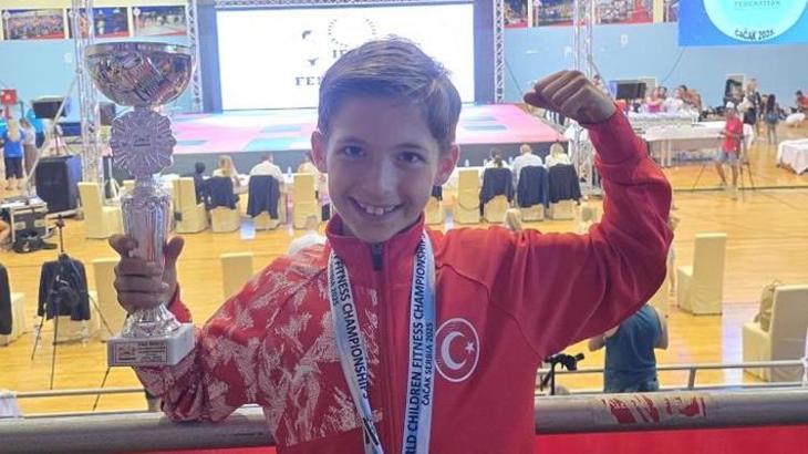 Balıkesirli sporcu Emrah Şenay dünya ikincisi oldu