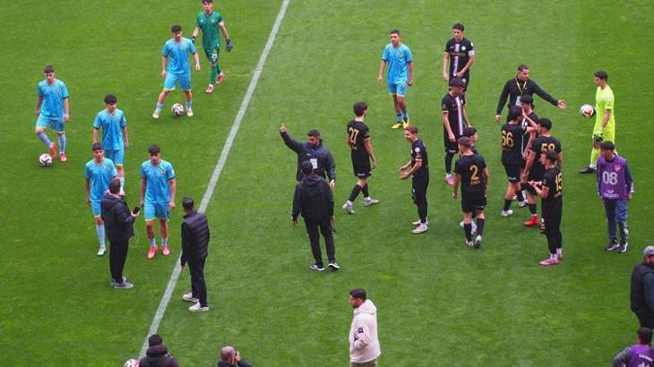 Yeni Malatyaspor-Isparta 32 Spor maçı tatil edildi