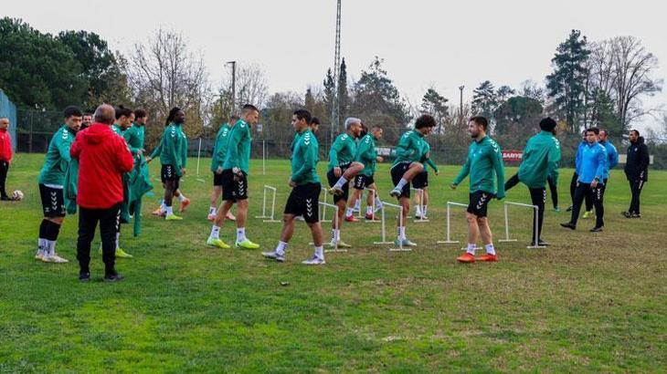 Sakaryaspor kritik Atakaş Hatayspor maçının hazırlıklarına başladı