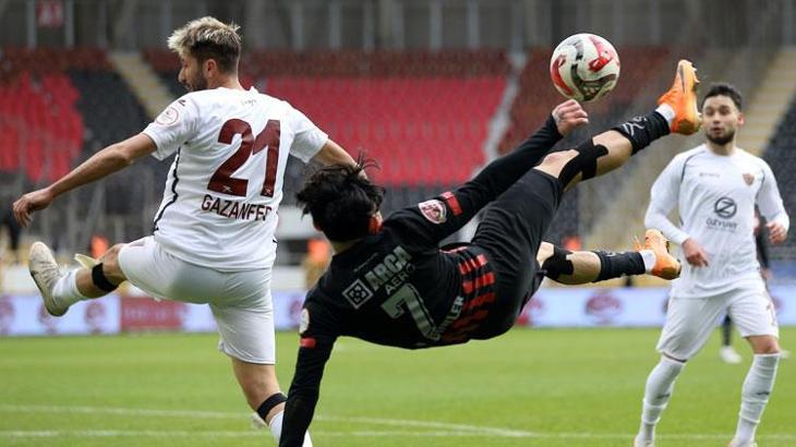 Arca Çorum FK–Atakaş Hatayspor maçında 3 puan 3 golle geldi