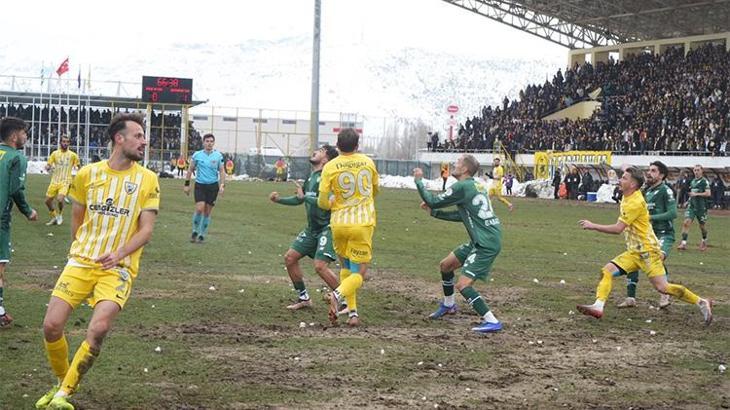 Bursaspor, Muşspor’u ters kaledeki golle devirdi!