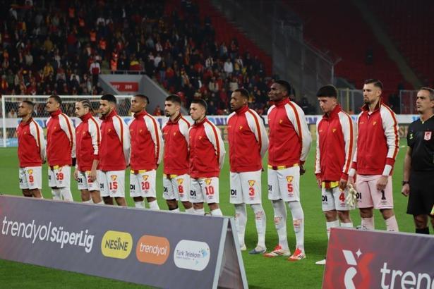Göztepe'yi nisan ayında zorlu bir fikstür bekliyor