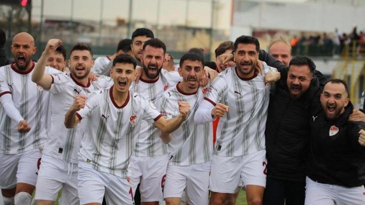 Adana 01 FK'nın gözü yaşlı! Elazığspor'da 13 milyon lirayı geçti