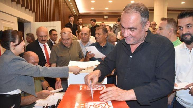 Sivasspor'da yeni yönetim belirlendi kulüp başkanı seçildi