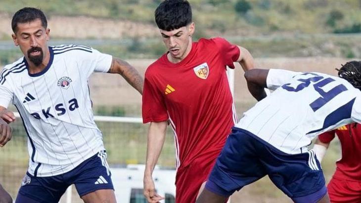 Kayserispor hazırlık maçında Kasımpaşa ile karşılaştı