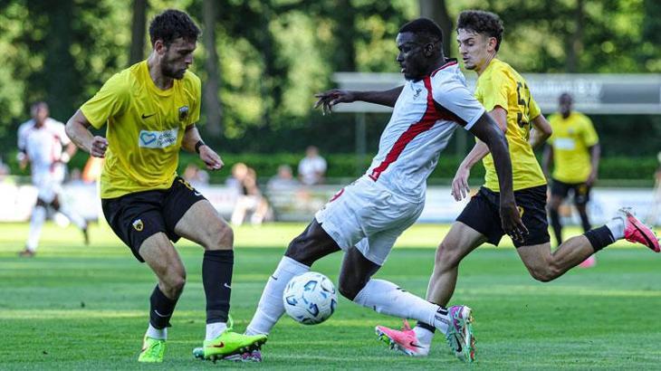 Samsunspor üçüncü hazırlık maçında AEK Athens ile karşılaştı