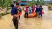 Endonezya'da sel ve heyelan felaketi: En az 15 ölü