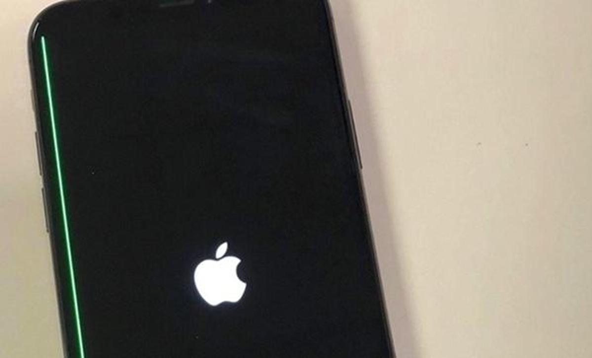 iPhone X ekranında yeşil çizgi problemi