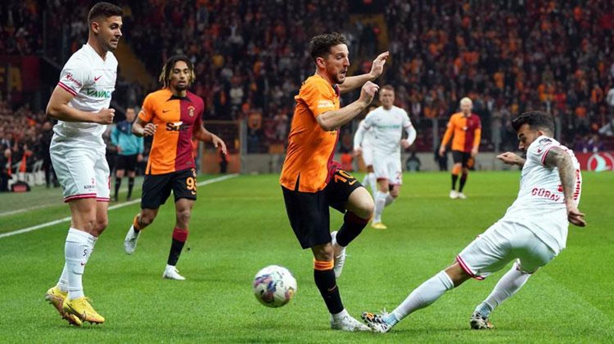 Galatasaray Ile Antalyaspor 3 Puan Için Karşı Karşıya - Galatasaray ...