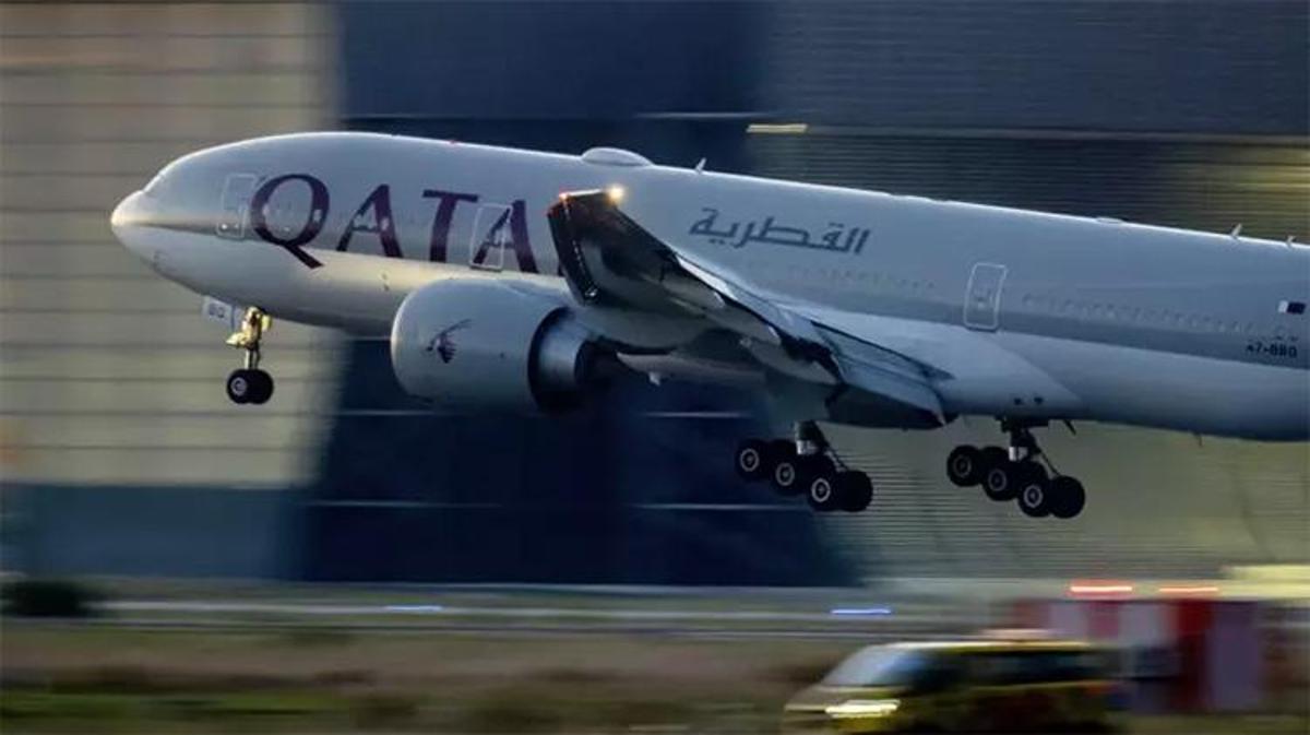 Katar'dan havalanan uçak Türkiye üzerinde türbülansa girdi 12 kişi yaralandı