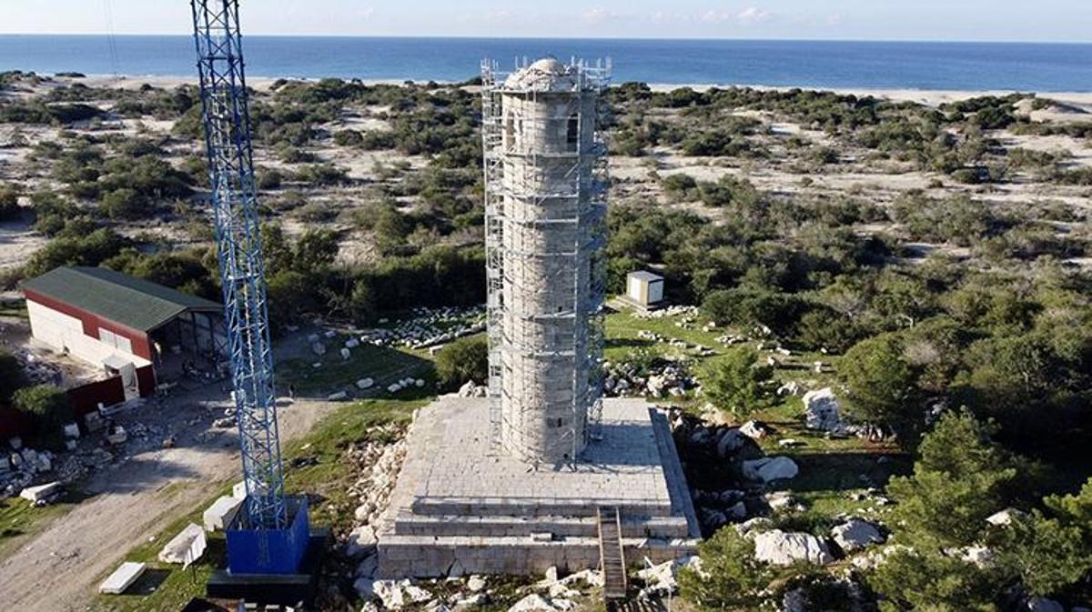 Antalya'da tsunamide yıkılan 2 bin yıllık deniz feneri restore ediliyor: