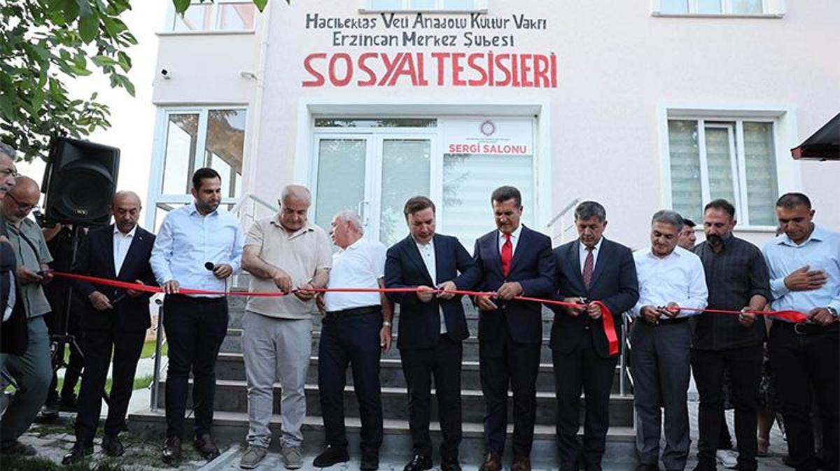 Erzincan'da Hacı Bektaş Veli Anadolu Kültür Vakfı Sosyal Tesisi Açılışından Görüntüler