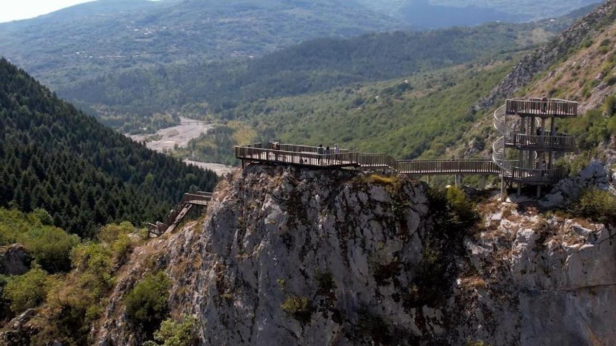 Valla Kanyonu'nun turizm potansiyelini artırmaya yönelik akademik proje sonuçları açıklandı.